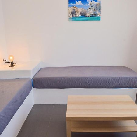 Tzoka'S Apartments Αδάμας Εξωτερικό φωτογραφία