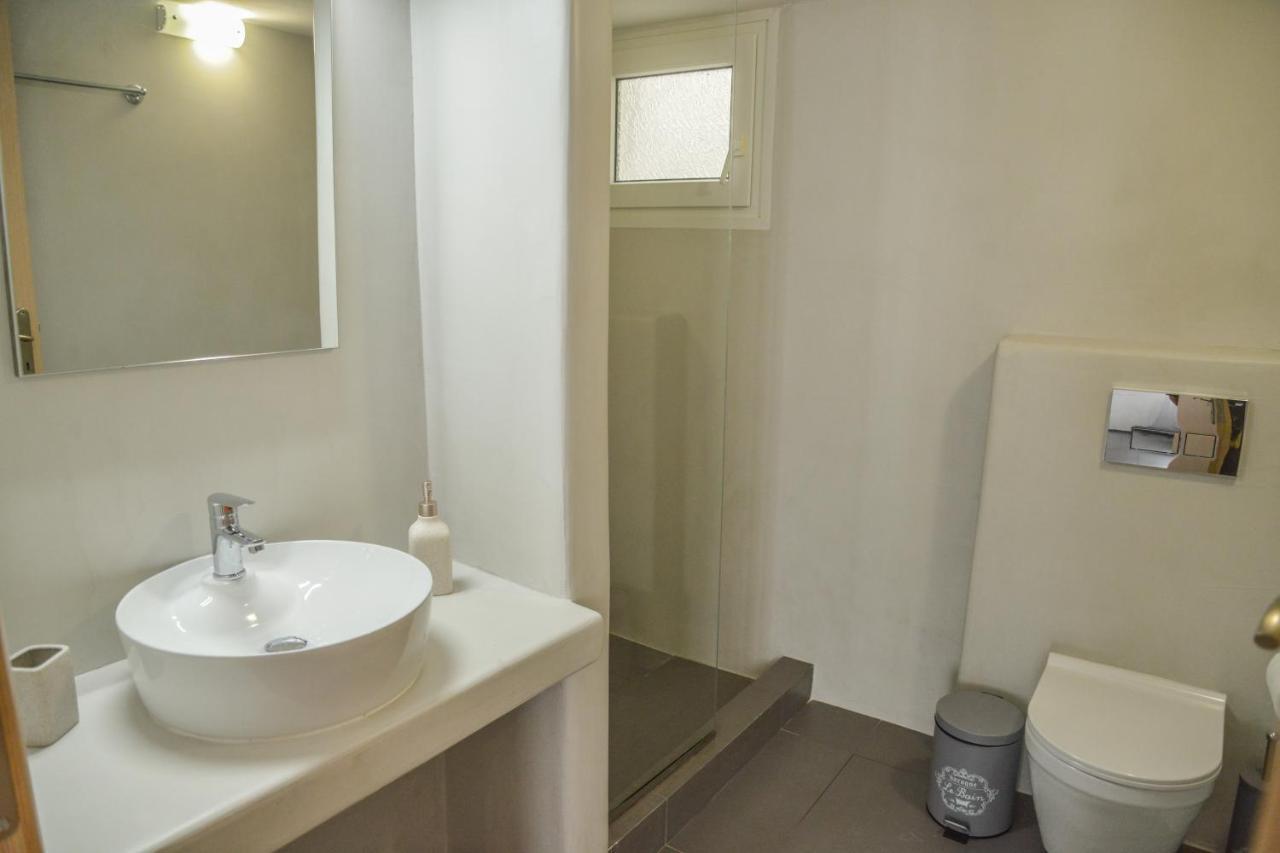 Tzoka'S Apartments Αδάμας Εξωτερικό φωτογραφία