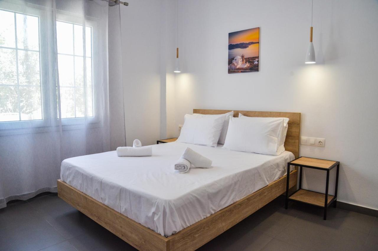Tzoka'S Apartments Αδάμας Εξωτερικό φωτογραφία