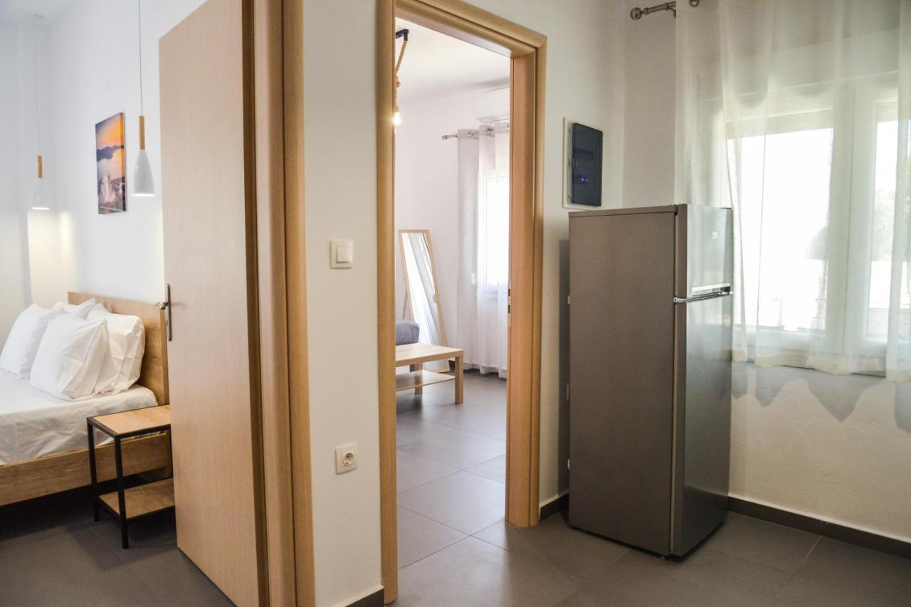 Tzoka'S Apartments Αδάμας Εξωτερικό φωτογραφία
