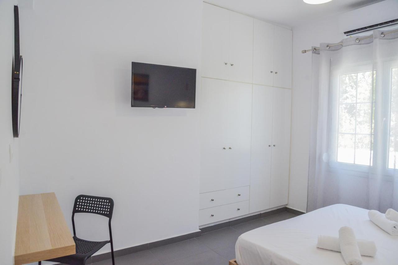 Tzoka'S Apartments Αδάμας Εξωτερικό φωτογραφία