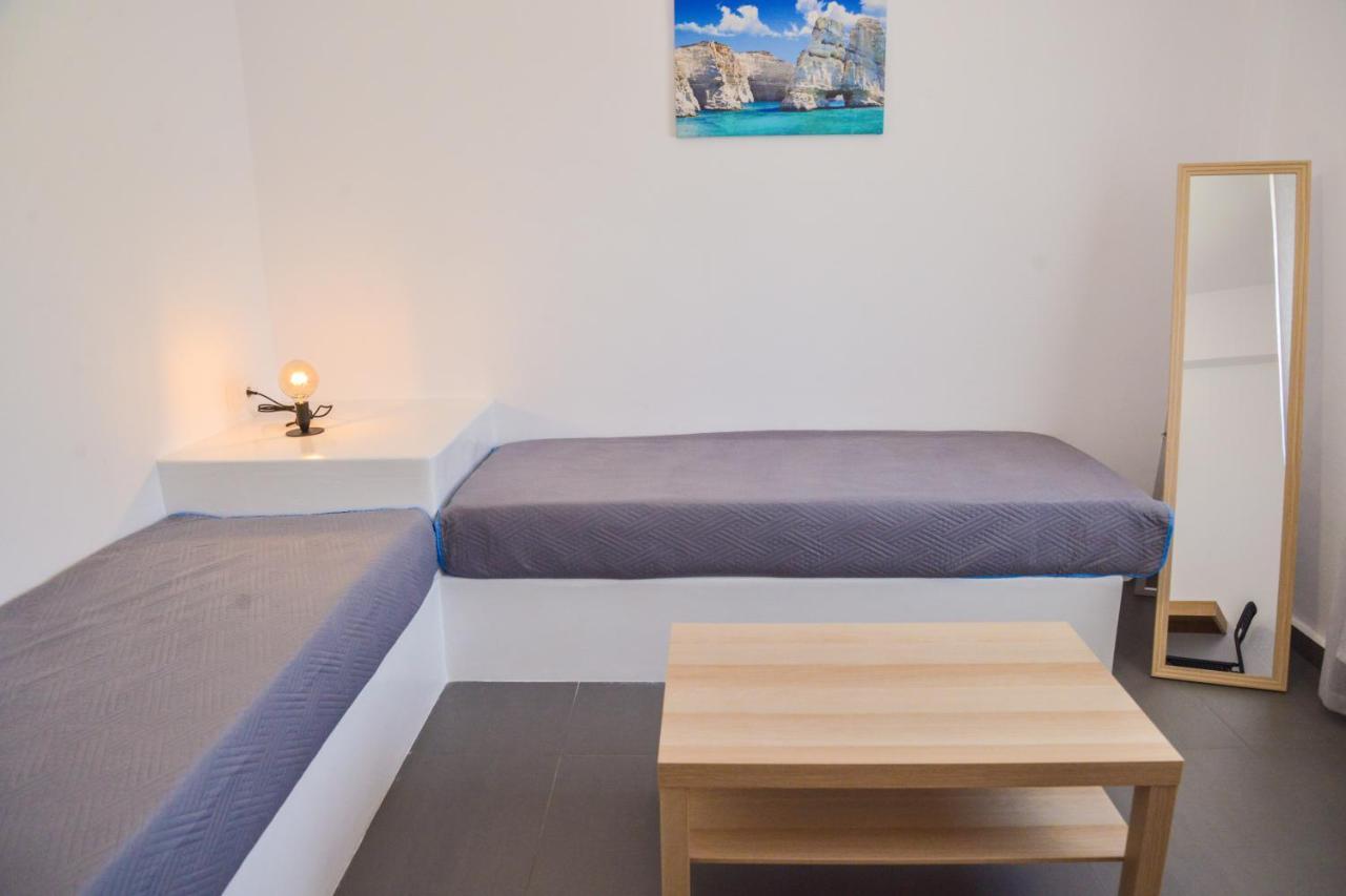 Tzoka'S Apartments Αδάμας Εξωτερικό φωτογραφία